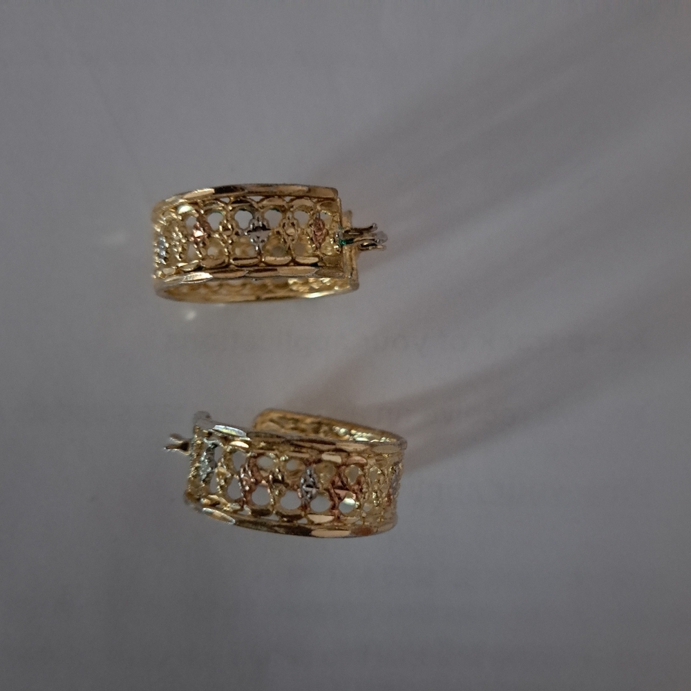 Women's Fashion Jewelry Textured Medium Hoop Gold Tri-Color Earrings